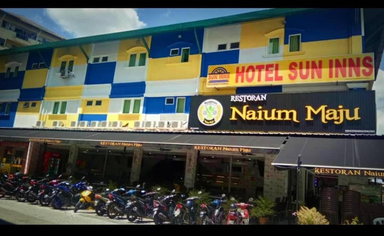 Sun Lagoon Near Sunway Lagoon Theme Park Hotel 3*