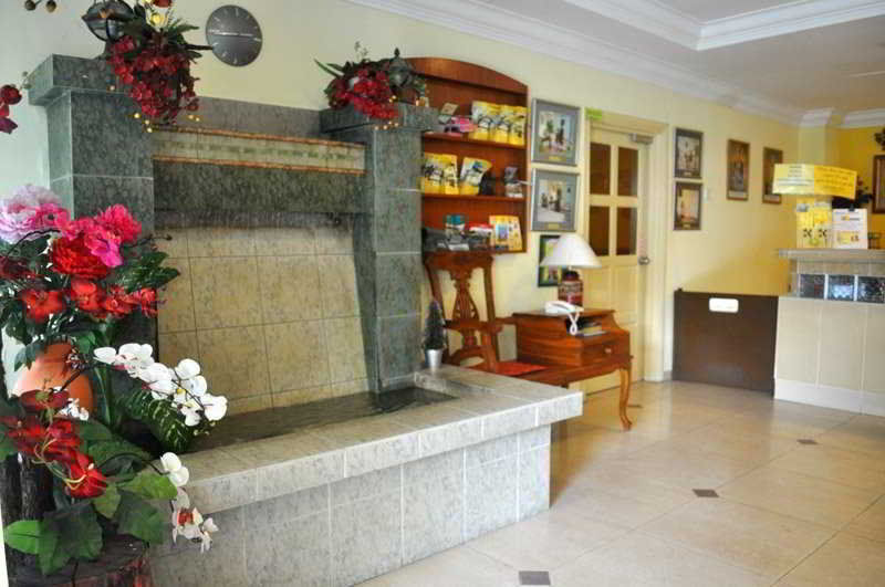 Sun Lagoon Near Sunway Lagoon Theme Park Hotel 3*
