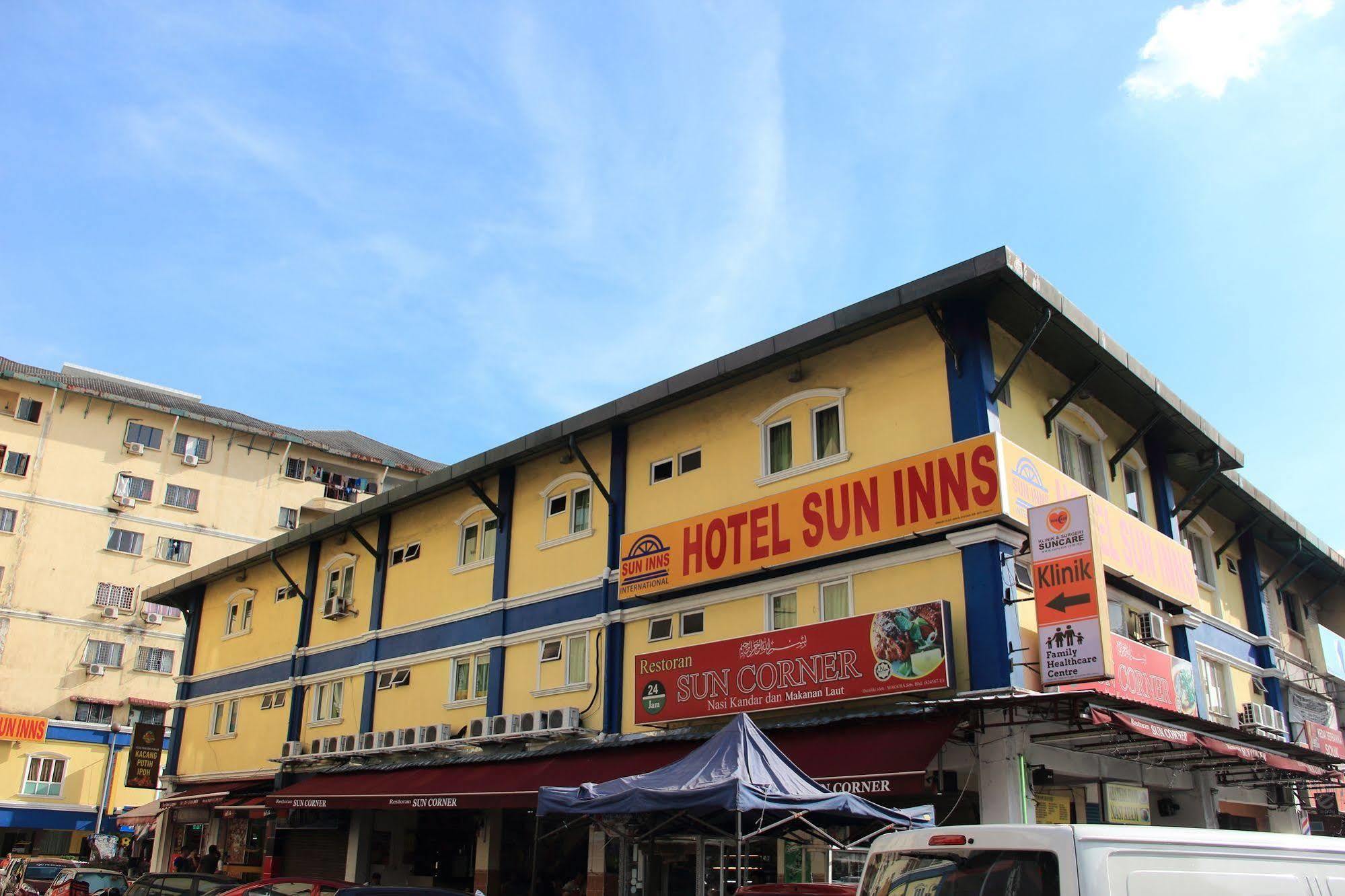 Sun Lagoon Near Sunway Lagoon Theme Park Hotel 3*